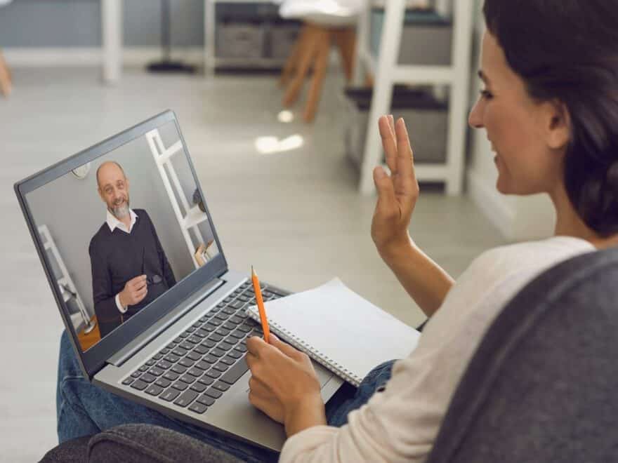Online pszichológus a Corvin Pszichológia Terápiás Központtól